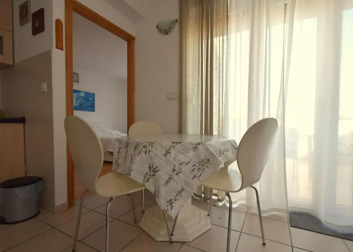 Mikec 3 By Interhome